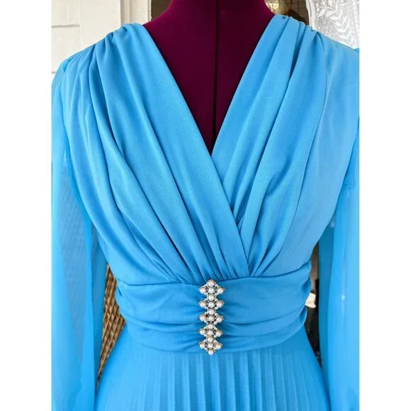 Vintage 1970s Blue Dressy Maxi Dress Pleated Skirt Rhinestone Pearls Size M - Picture 4 of 16